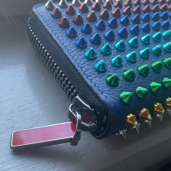 Christian Louboutin Rainbow Stud Panettone Zippered Wallet ☆ RARE ☆ SALE ☆ - Picture 13 of 16
